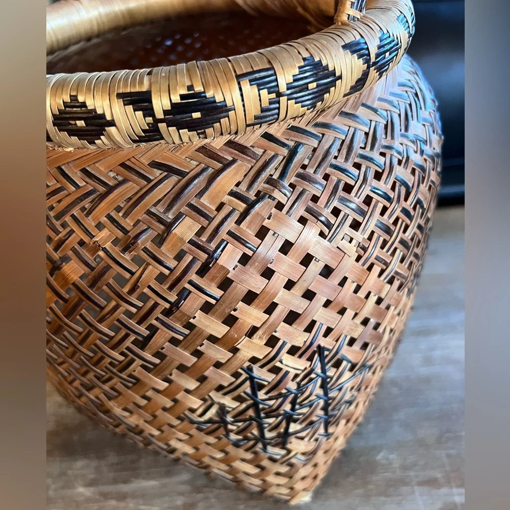 ❤️ Antique Handled Basket 🖤🖤🖤